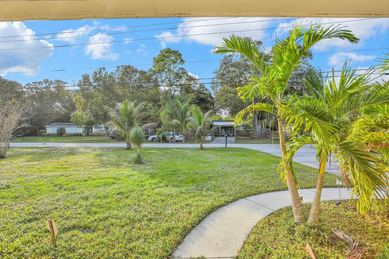 Kaslo Breeze Villa Vero Beach Bagian luar foto